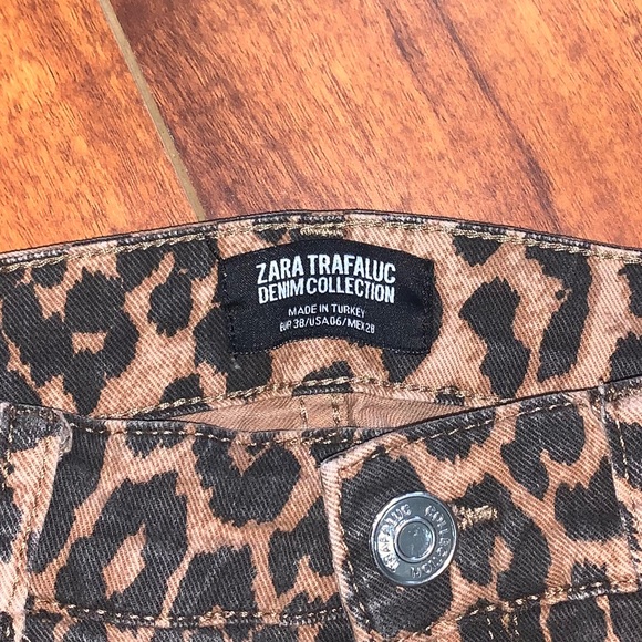 Zara Cheetah Print Jeans - Picture 3 of 4